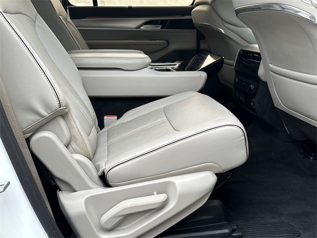 2023 Jeep Grand Wagoneer L Series II