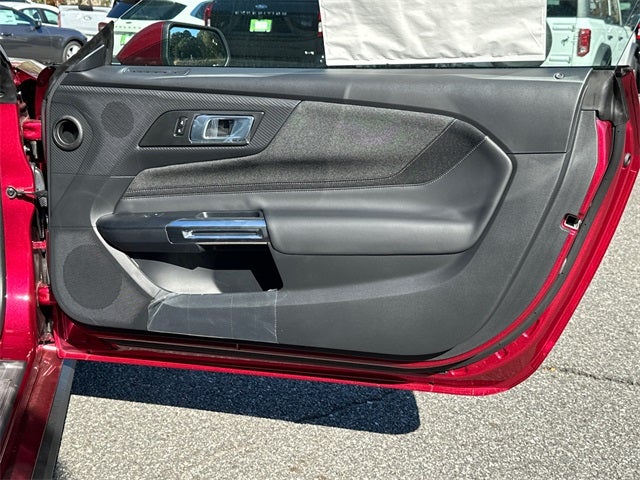 2025 Ford Mustang EcoBoost