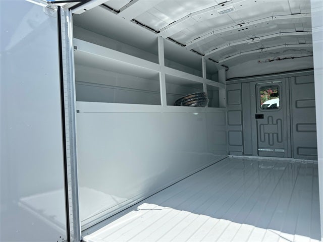 2026 Ford E-350SD Base Cutaway