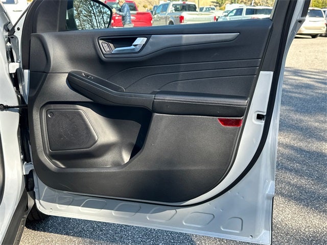 2025 Ford Escape Plug-In Hybrid Base