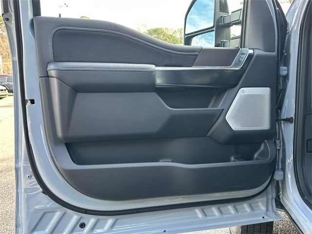 2026 Ford F-450SD Platinum DRW