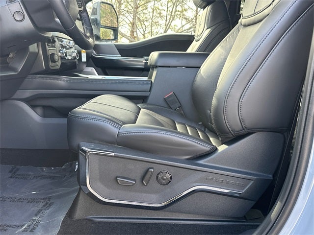 2026 Ford F-450SD Platinum DRW