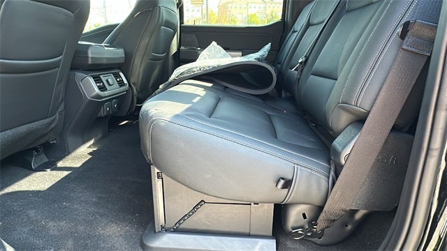 2025 Ford F-150 XLT UPFITTED