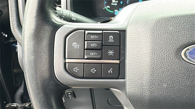 2023 Ford F-150 Lightning Lariat