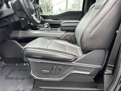 2023 Ford F-150 Lightning Lariat