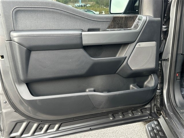 2023 Ford F-150 Lightning Lariat