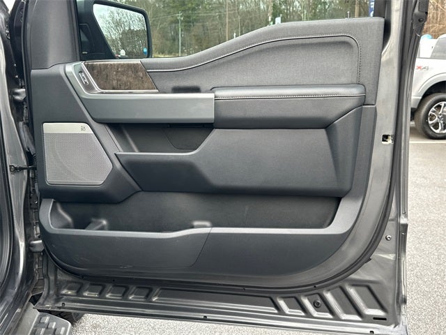 2023 Ford F-150 Lightning Lariat