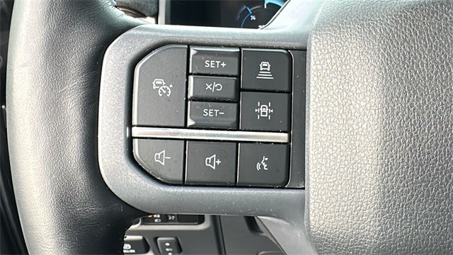 2023 Ford F-150 Lightning Lariat