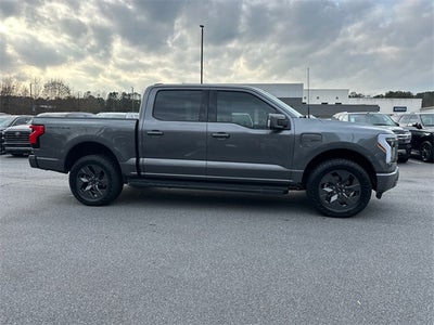 2023 Ford F-150 Lightning Lariat