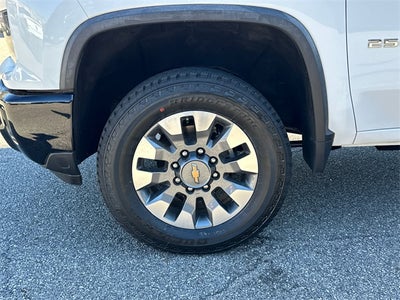 2024 Chevrolet Silverado 2500HD Custom